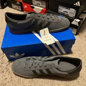 Adidas stadt Gray and Black Men's Sneakers